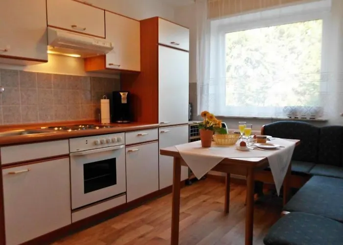 Premium-ferienwohnung Mit Bergblick Im Haus Hopfe By Interhome *